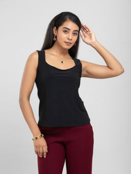 D’ALMIRAH - Black Sleeveless Top