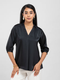 D’ALMIRAH - Black Pleated Solid V Neck Top