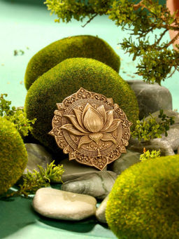 Cosa Nostraa - Lotus Whisper Brooch