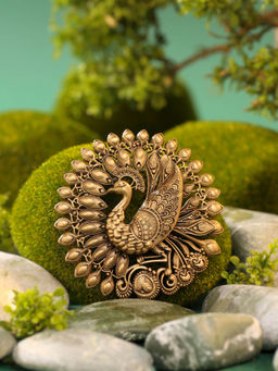 Cosa Nostraa - Dancing Peacock Brooch