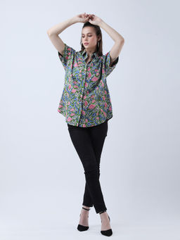 Qurvii - Women Green Floral Casual Shirt