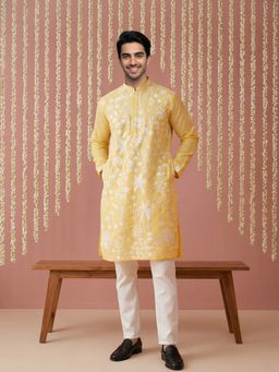 Jompers - Men Yellow Silk Blend Embroidered Straight Kurta with Pyjama