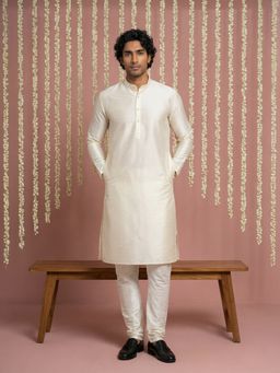 Jompers - Men White Silk Blend Solid Straight Kurta with Pyjama