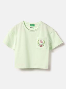 United Colors of Benetton - Girls Green Regular Fit Embroidered Crop T-Shirt