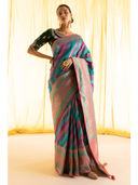 Green color option, Sold out, Currently selected