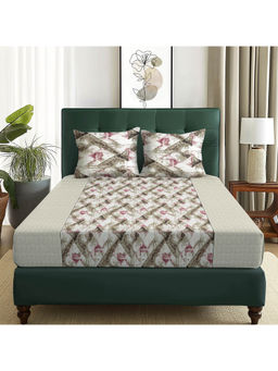 Story@Home - 180 TC Brown & Red Abstract Microfiber Double Size Bedsheet with 2 Pillow Covers