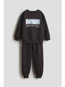 Black color option, Sold out, Currently selected