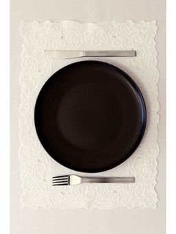 H&M - White 2-Pack Embroidery-Detail Place Mats