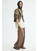 Beige color option, Currently selected