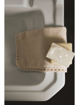 H&M - Home White 2-Pack Embroidery-Detail Guest Towels