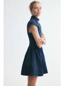 Navy Blue color option, Currently selected