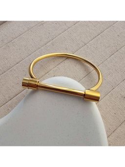 TAAHIRA JEWELLERY - 18K Gold Plated Olive Bangle Bracelet