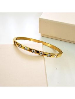 TAAHIRA JEWELLERY - 18K Gold Plated Zircon Clasp Bangle Bracelet