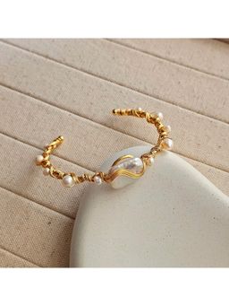 TAAHIRA JEWELLERY - 18K Gold Plated Fresh Water Baroque Pearl Bracelet