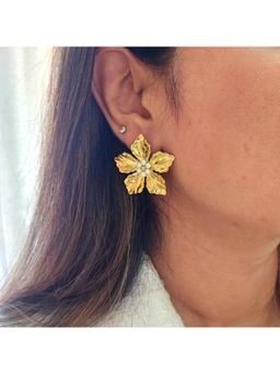 TAAHIRA JEWELLERY - 18K Gold Plated Celine Flower Stud Earrings