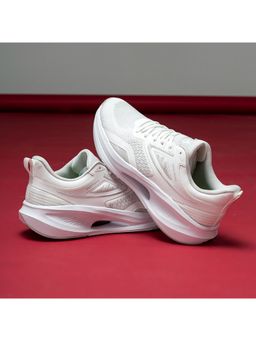 Red Tape - Men Textured White Athleisure Walking Shoes