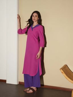 Pink Fort - Women Magenta Pure Cotton Solid Kurta with Pant