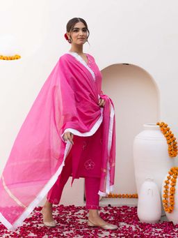 Bud & Tulip - Womens Cotton Floral Pink Kurta with Pant and Dupatta