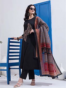 Yufta - Women Black Cotton A Line Patch Work Kurta with Pant and Dupatta