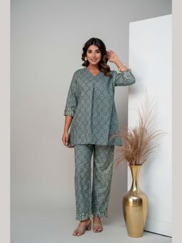 Anurang - Women Green Star Printed Pure Cotton Kurta with Pant