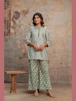 Anurang - Women Green Printed Pure Cotton Kurta with Palazzo