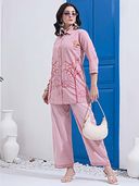 Pink color option, Currently selected
