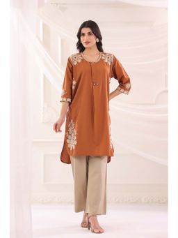 SAVI - Women Brown Cotton Embroidered Designer Kurta with Pant