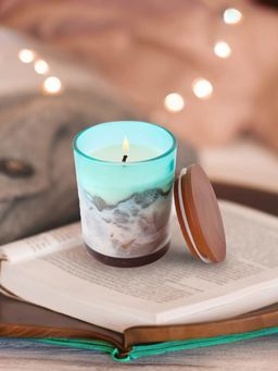 The Better Home - Plum Blossom Fragnance Candle