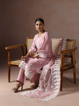 Shree - Women Linen Pink Embroidered Kurta with Pant and Dupatta