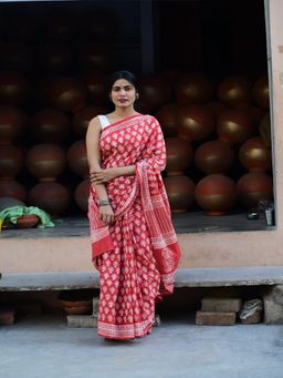SainSisters - Women Red Hand Block Printed Cotton Saree Without Blouse