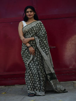 SainSisters - Women Green Hand Block Printed Cotton Saree Without Blouse