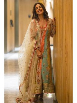 Gopi Vaid - Nisha Aggarwal in Jaanki AG Set