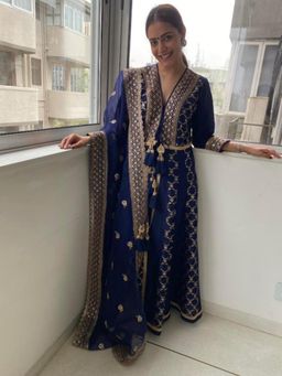 Gopi Vaid - Nisha Aggarwal in Marigold Brocade FO with Sharara