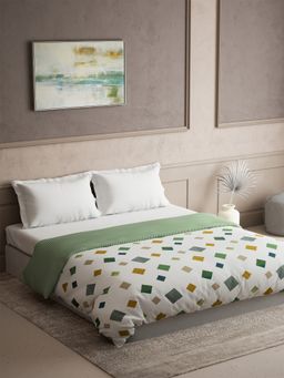 Ddecor Live Beautiful - Cotton 180Tc Geometric Reversible Mild Winter Queen Dohar - Green