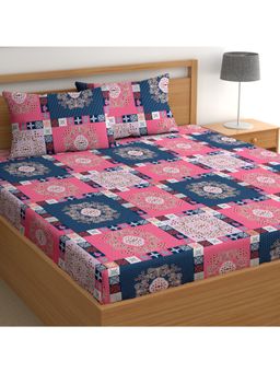 CHHAVI INDIA - Microfiber Double Bedsheet With 2 Pillow Covers Pink & Blue Patchwork Design