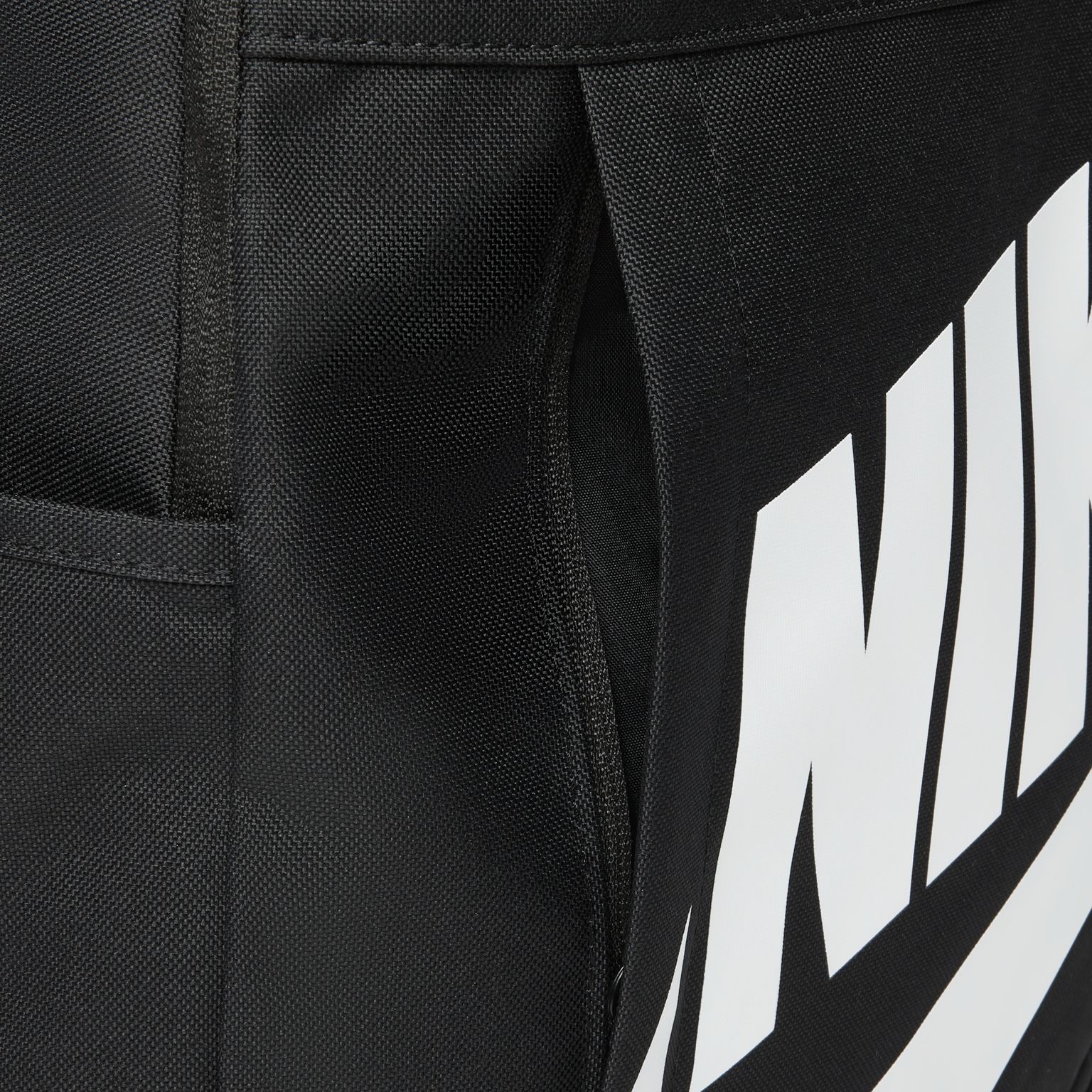 Buy Nike Backpack (21L) Online | Nike India