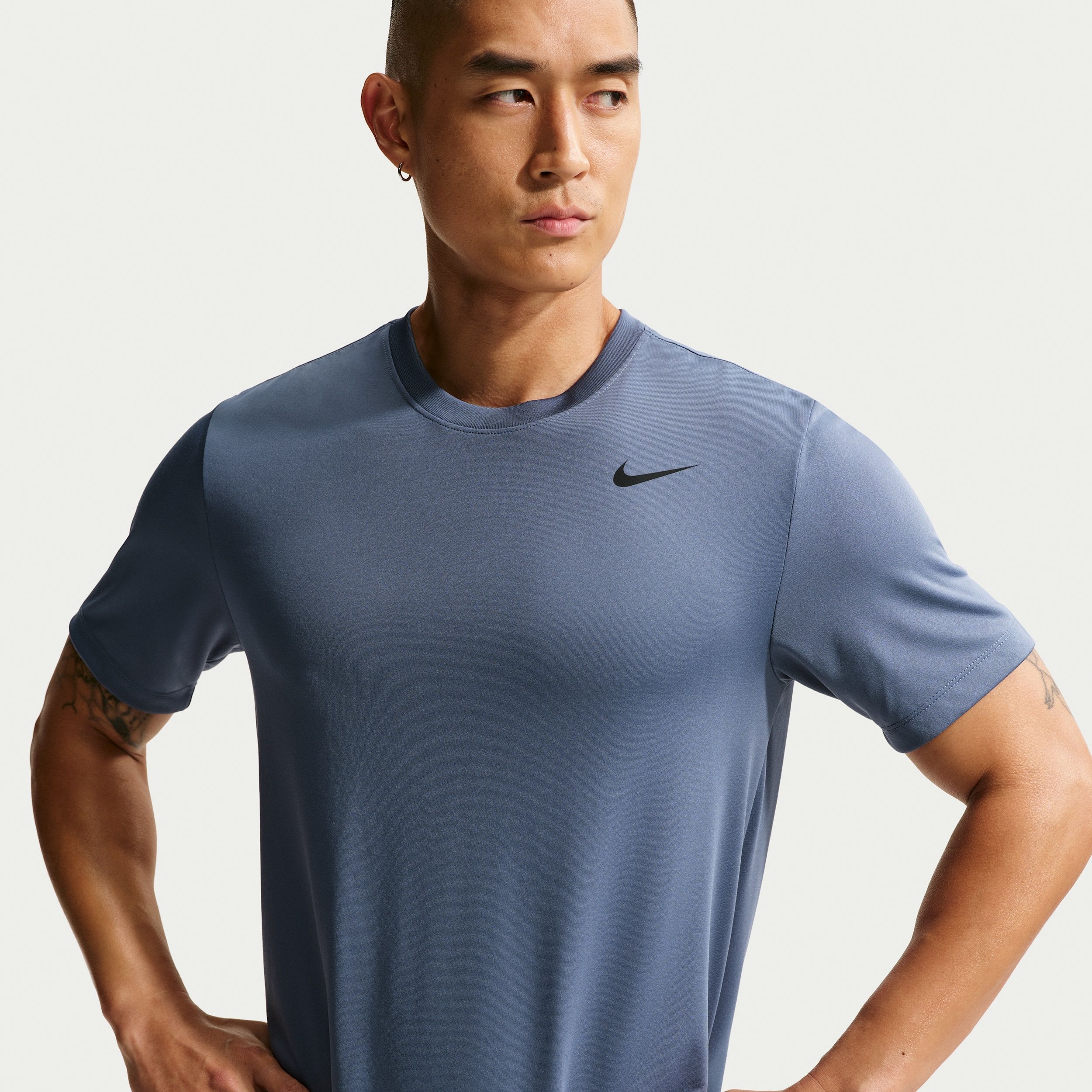 Buy Nike Dri-FIT Men's Fitness T-Shirt Online | Nike India