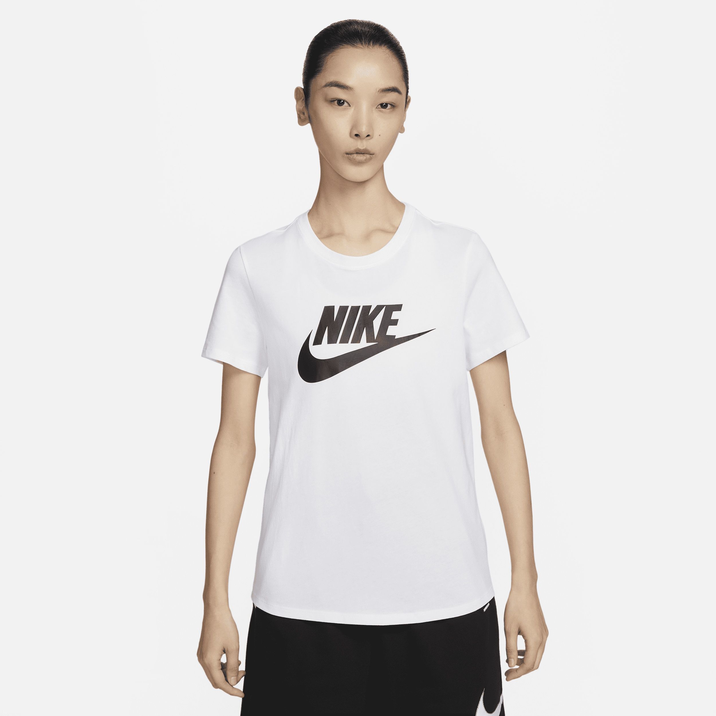 Nike Sportswear Essentials - Women's Logo T-Shirt