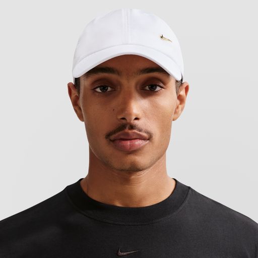 Nike Dri-FIT Club - Unstructured Metal Swoosh Cap