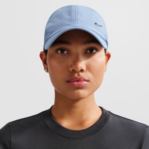 Nike Dri-FIT Club - Unstructured Metal Swoosh Cap