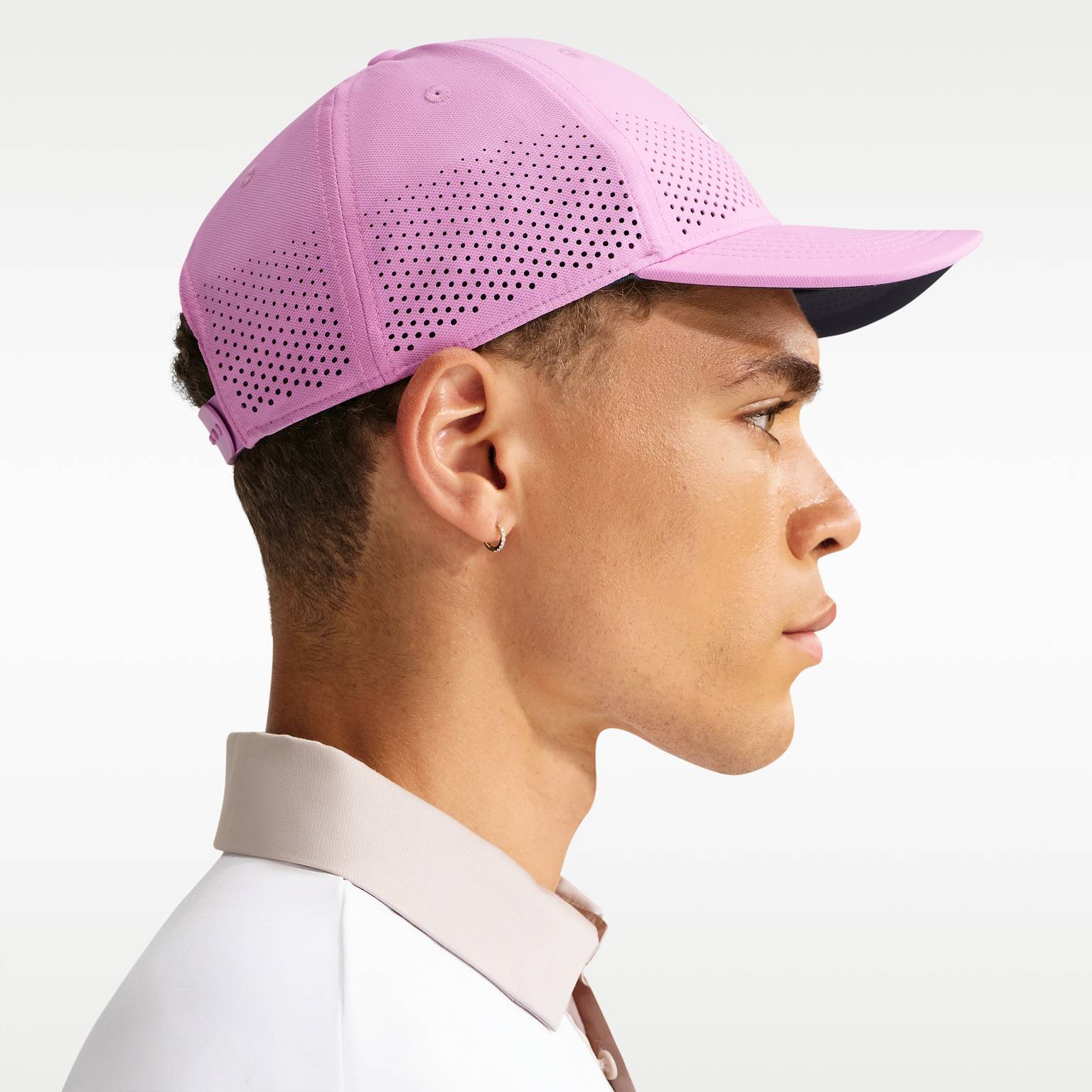 Buy Nike Dri-FIT ADV Club Structured Swoosh Cap Online  display picture 1