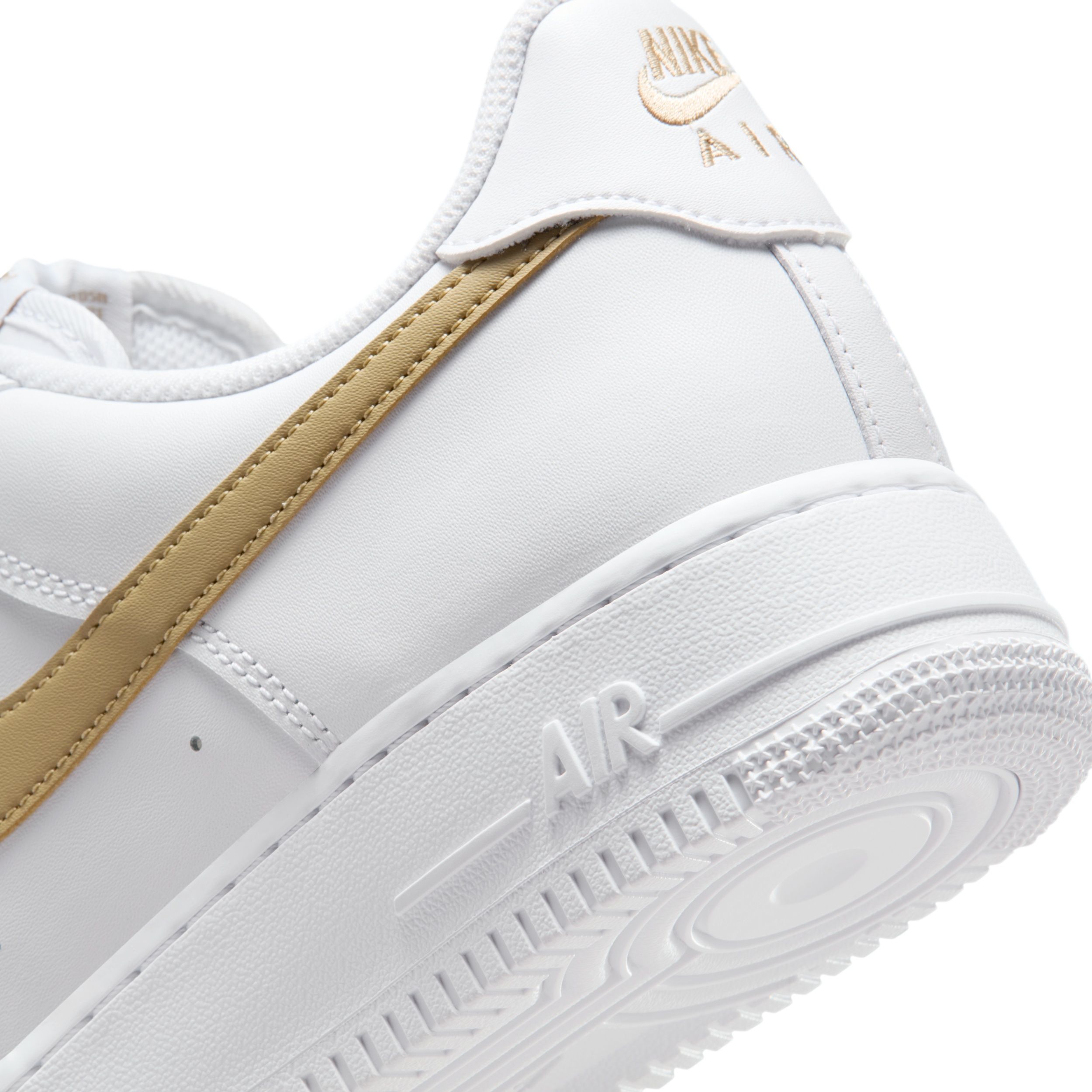 Buy Nike Air Force 1 '07 Men's Shoes Online | Nike India
