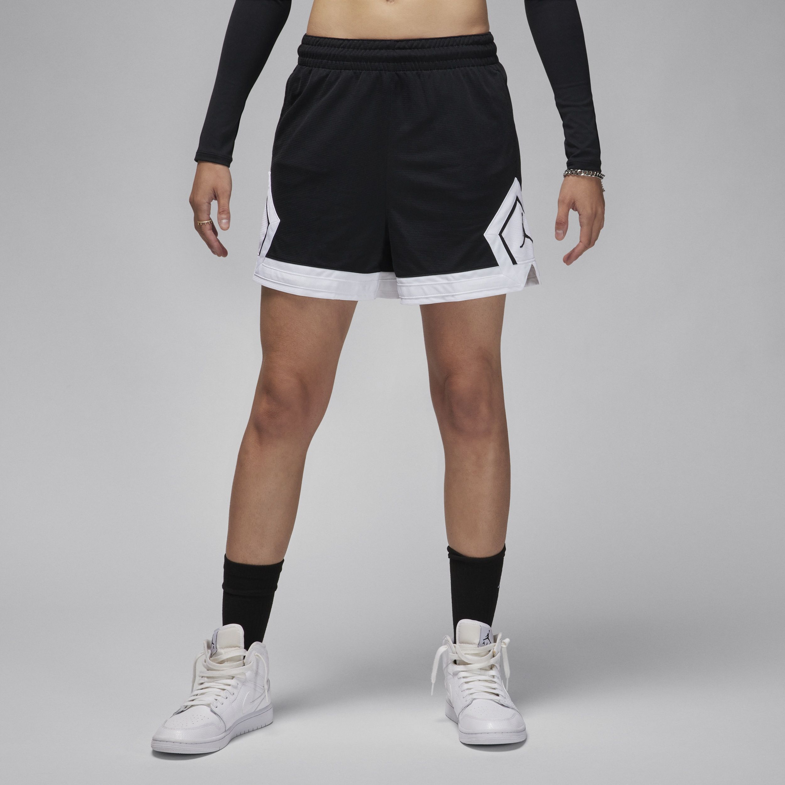 Jordan Sport - Women's 10cm (approx.) Diamond Shorts