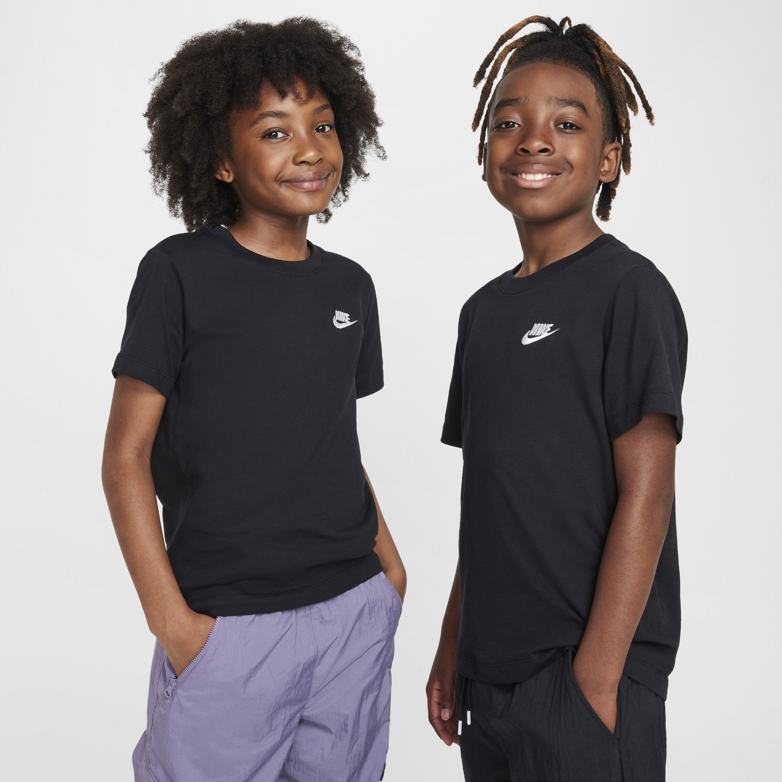 Nike Sportswear - Older Kids' T-Shirt