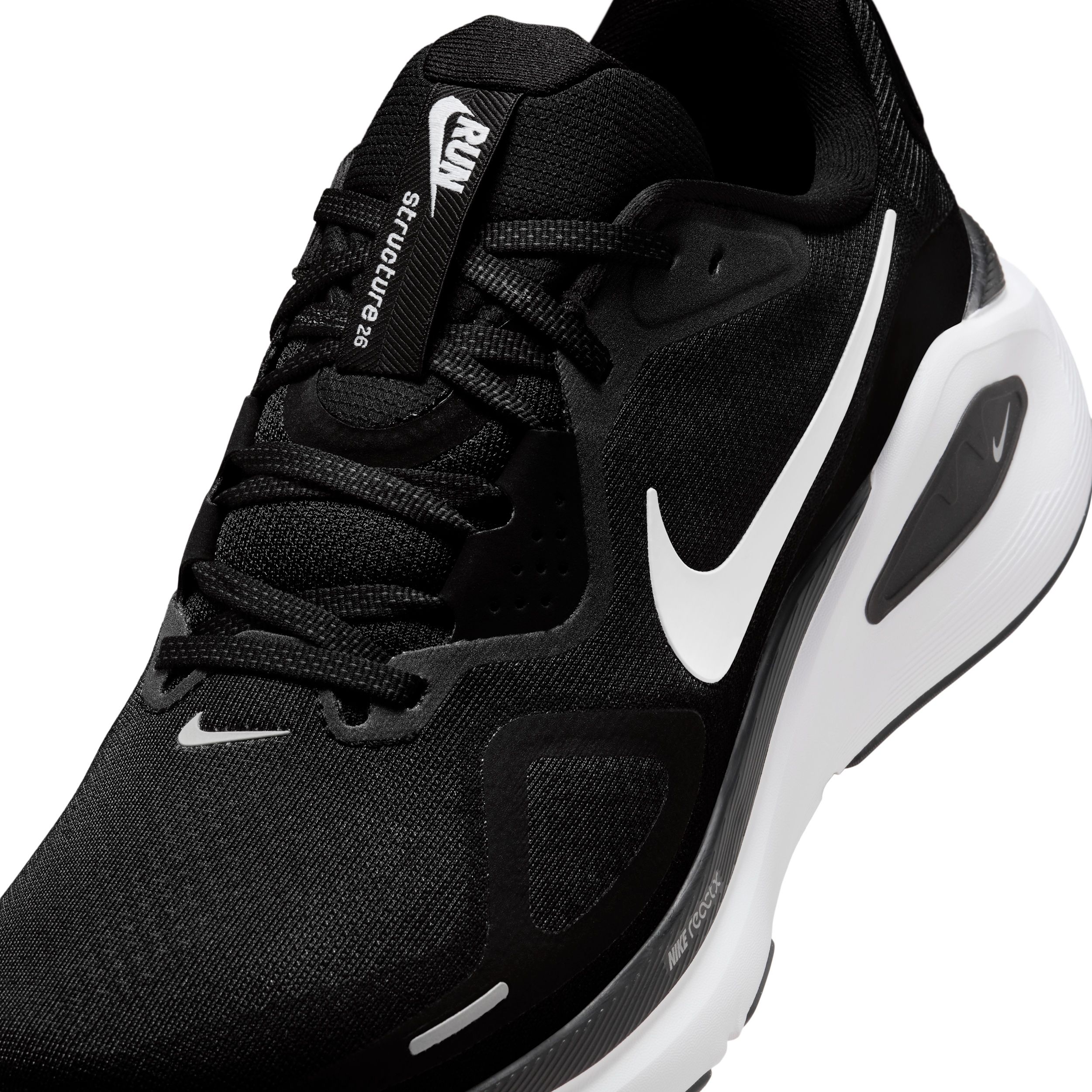 Buy Nike Structure 26 Men's Road Running Shoes Online | Nike India