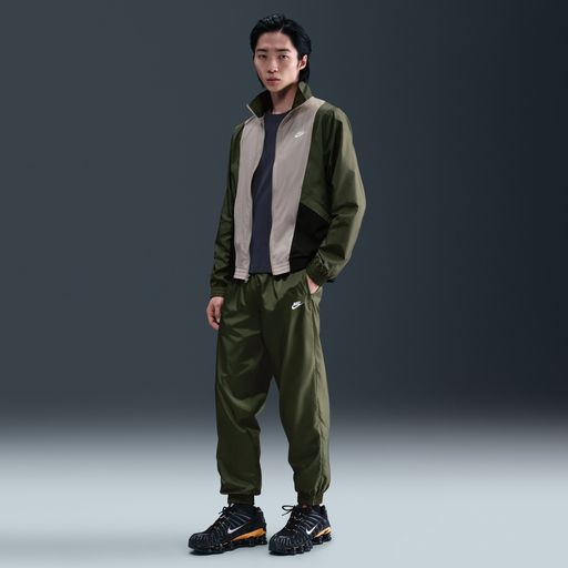Nike Club - Men's Woven Tracksuit