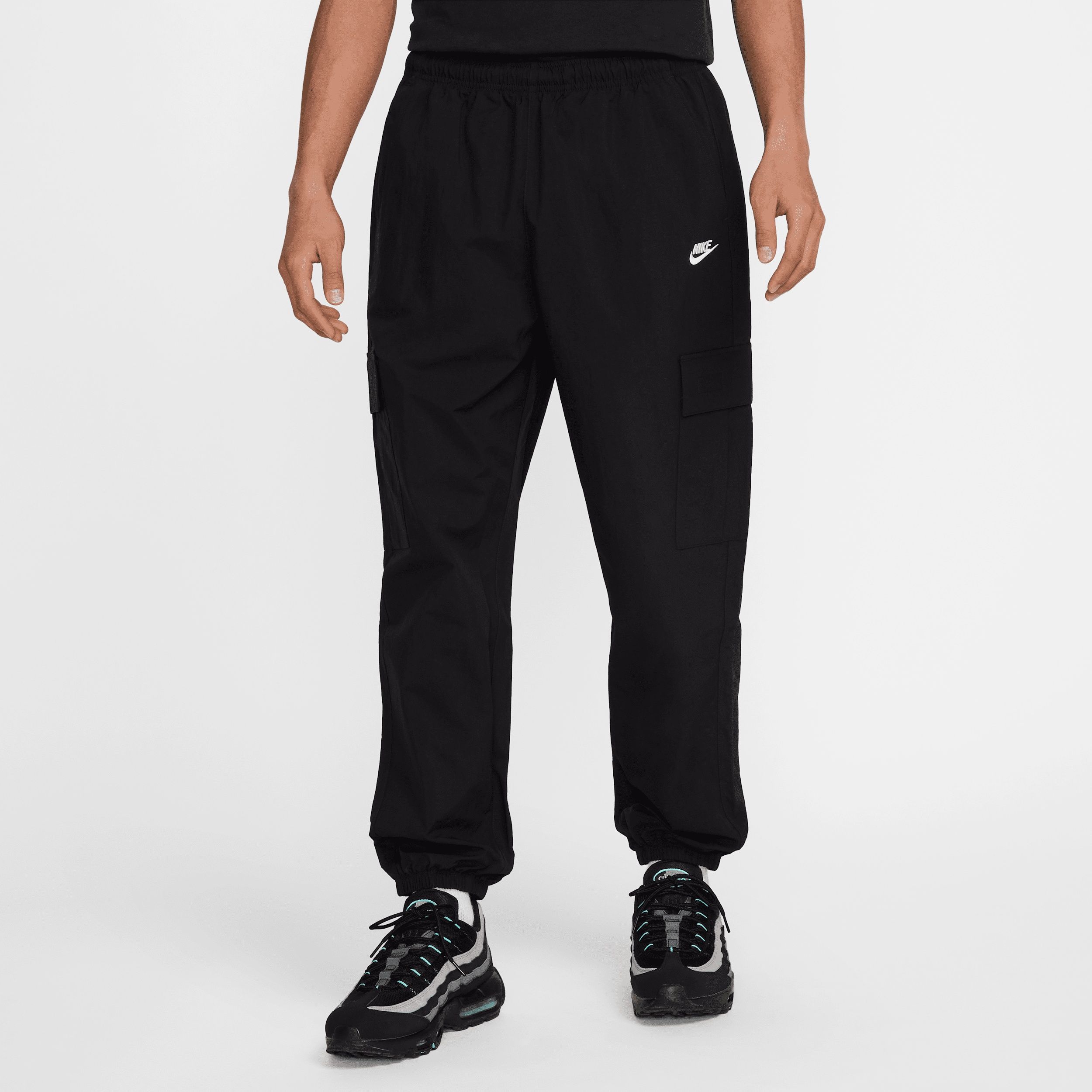 Nike Club - Men's Woven Cargo Trousers