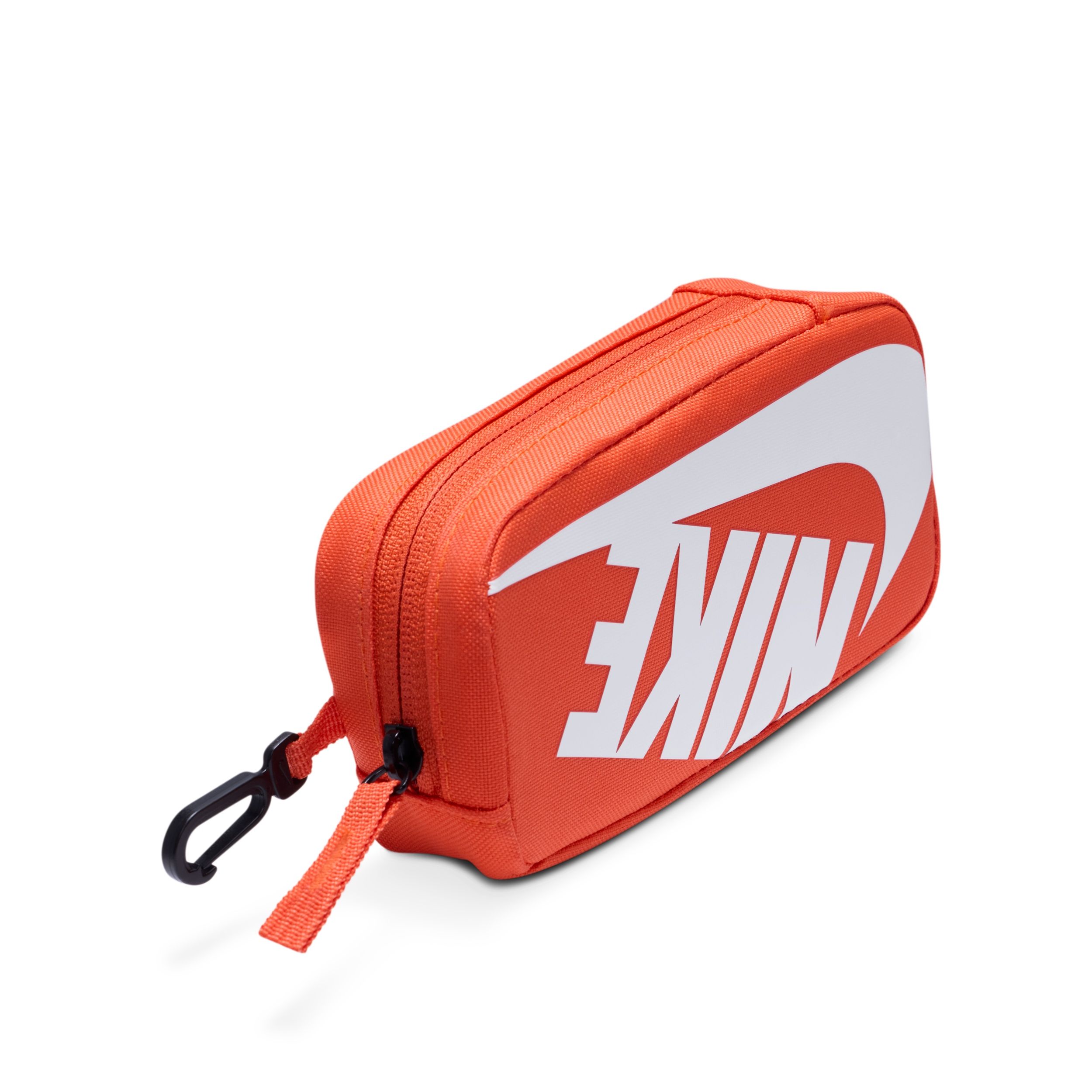 Buy Older Kids' Backpack (20L) Online | Nike India