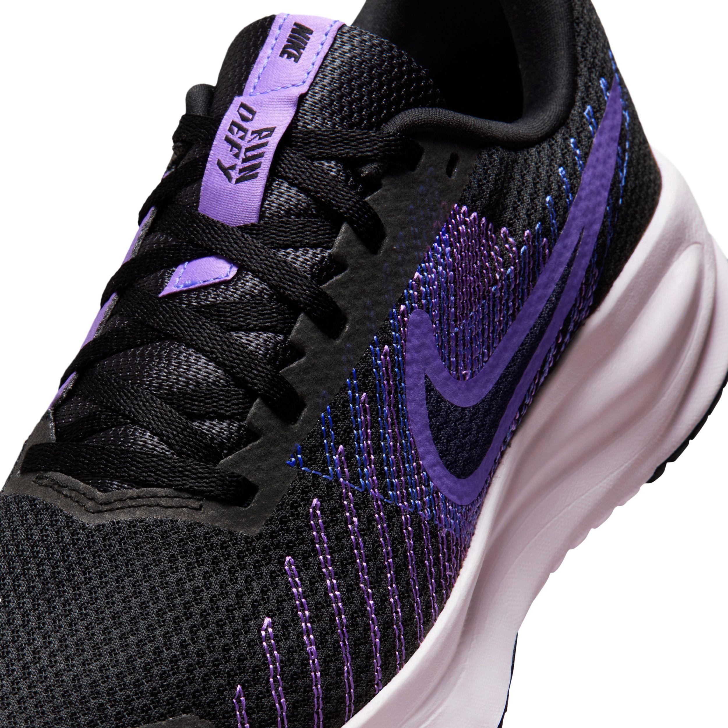 nike sports shoes for womens india