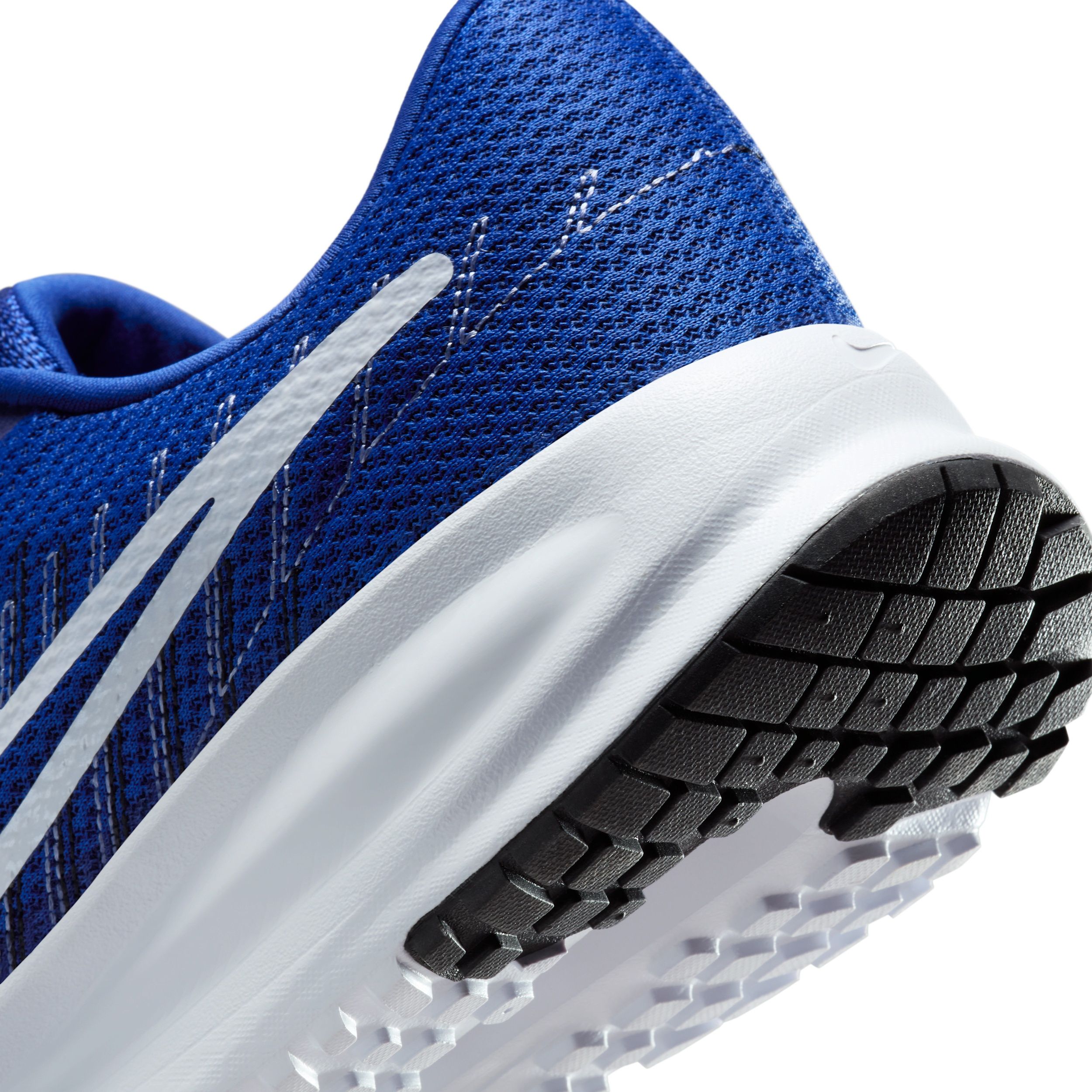 Buy Run Defy Men's Road-Running Shoes Online | Nike India